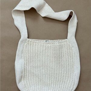 Elegant Cream Knit Shoulder Bag